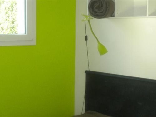 Appartements De L'Auberge Du Chemin De Fer Lanester Bagian luar foto